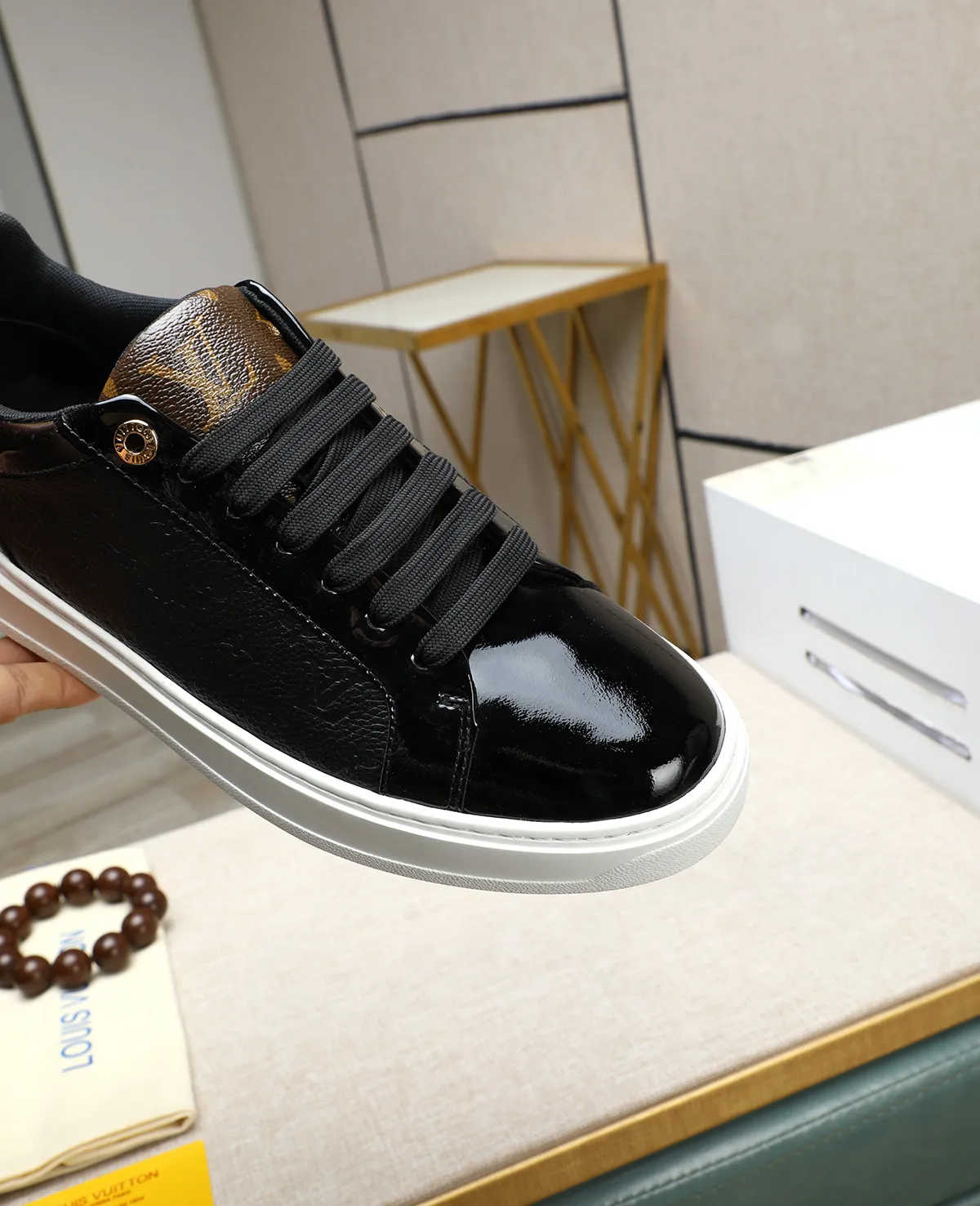 Men's men's shoes 💰540 📛📛(Niuli) high-end [LOUIS VUITTON] Louis Vuitton official website synchronized new products 👟Milan fashion catwalk style 🇰🇾🇰🇾LV family logo, celebrity style, a must-have for fashionistas ⚠️Top-layer calfskin ➕Cow leather lining ➕Mesh lining Official website original special outsole👞Number 38-44